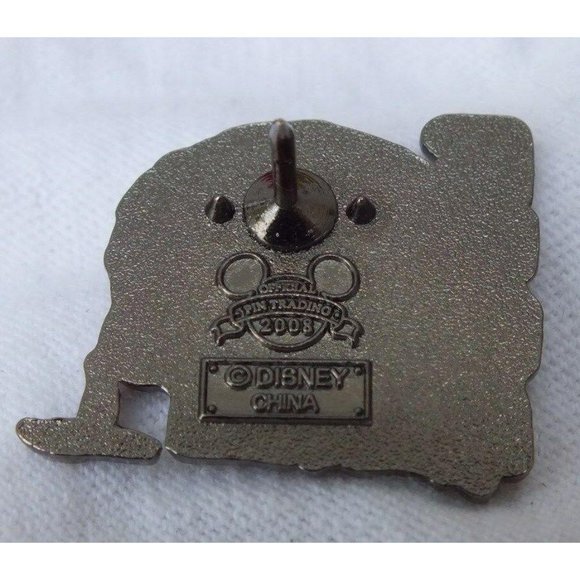 Disney Pin, Mini Skull Pin Pirates of the Caribbean - At World's End Collectible - Picture 4 of 4